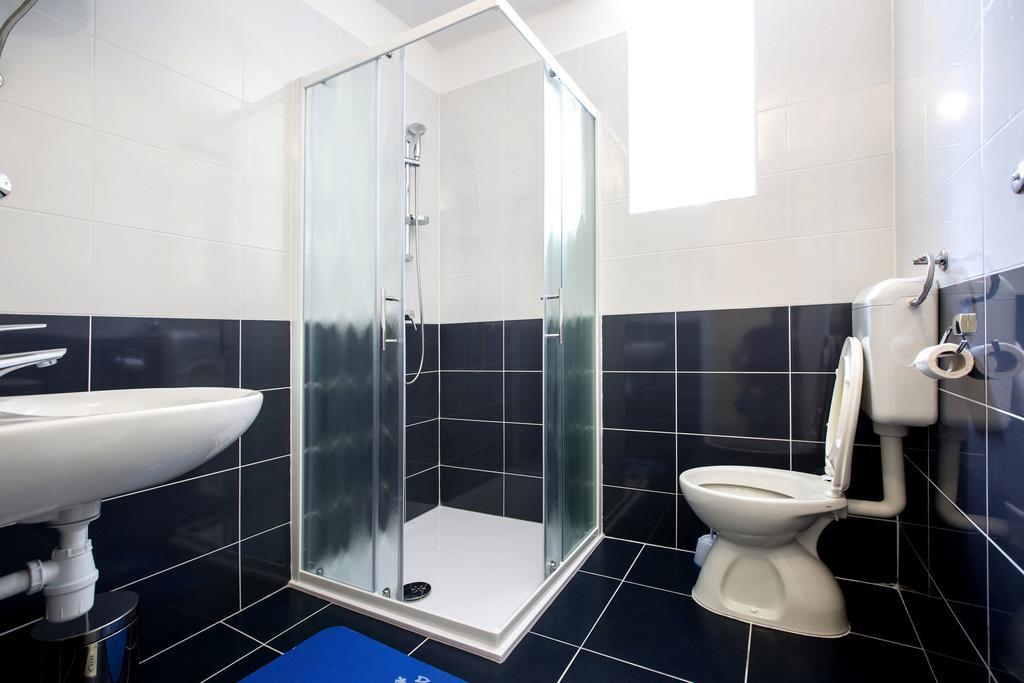 Downtown Hostel سبليت الغرفة الصورة