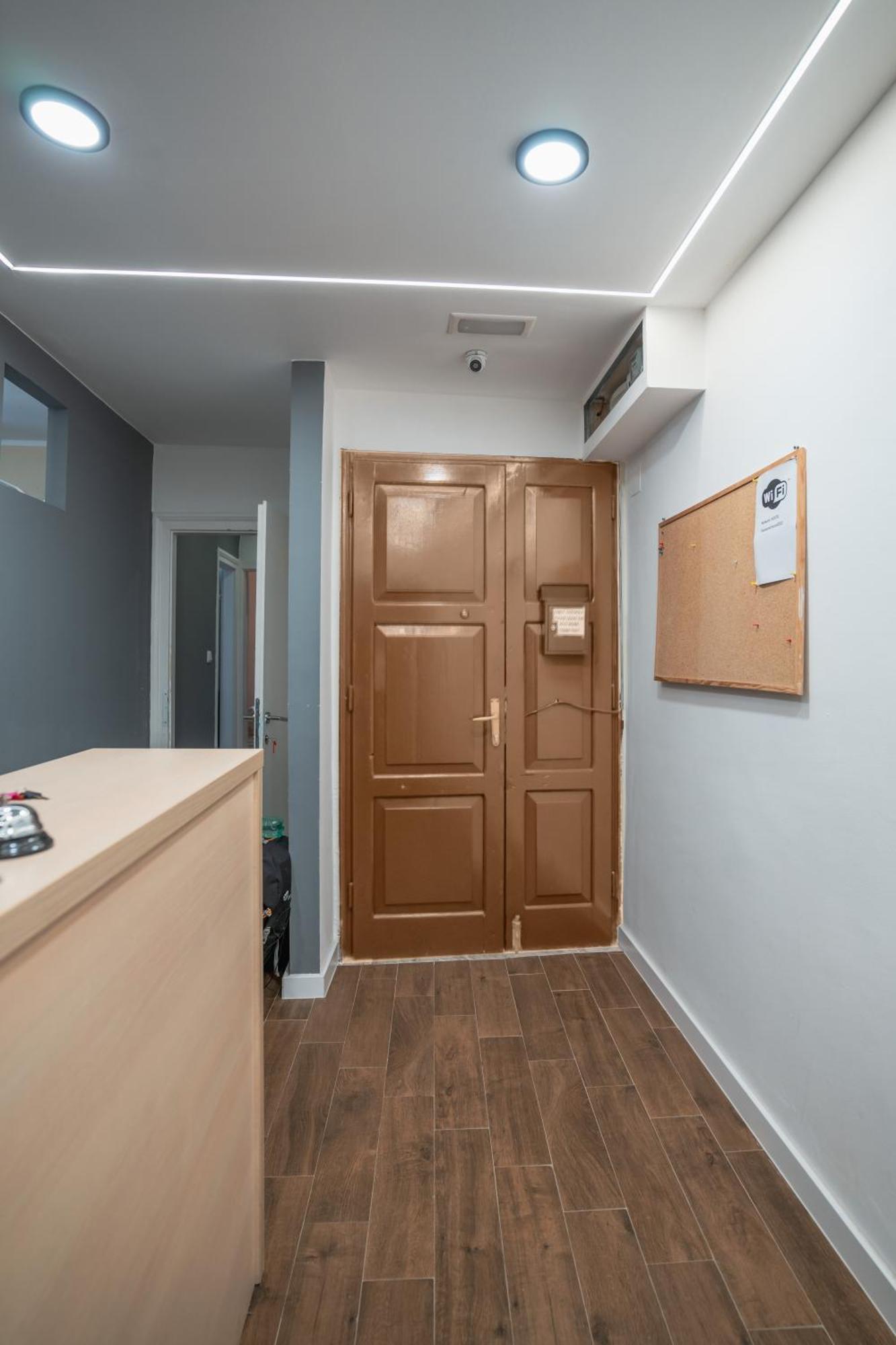 Downtown Hostel سبليت المظهر الخارجي الصورة