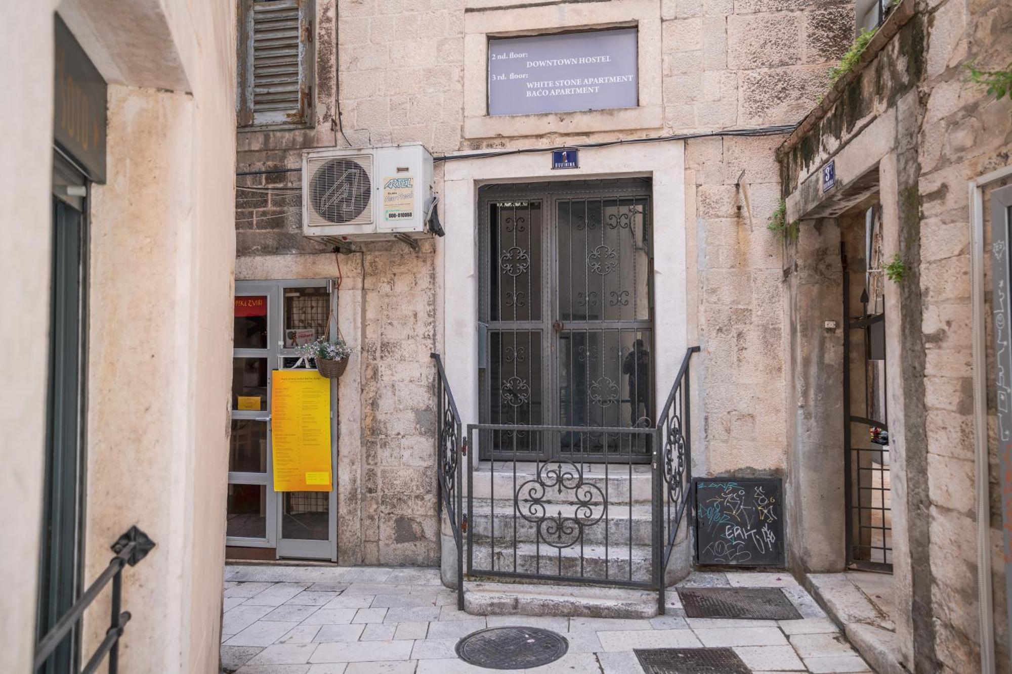 Downtown Hostel سبليت المظهر الخارجي الصورة